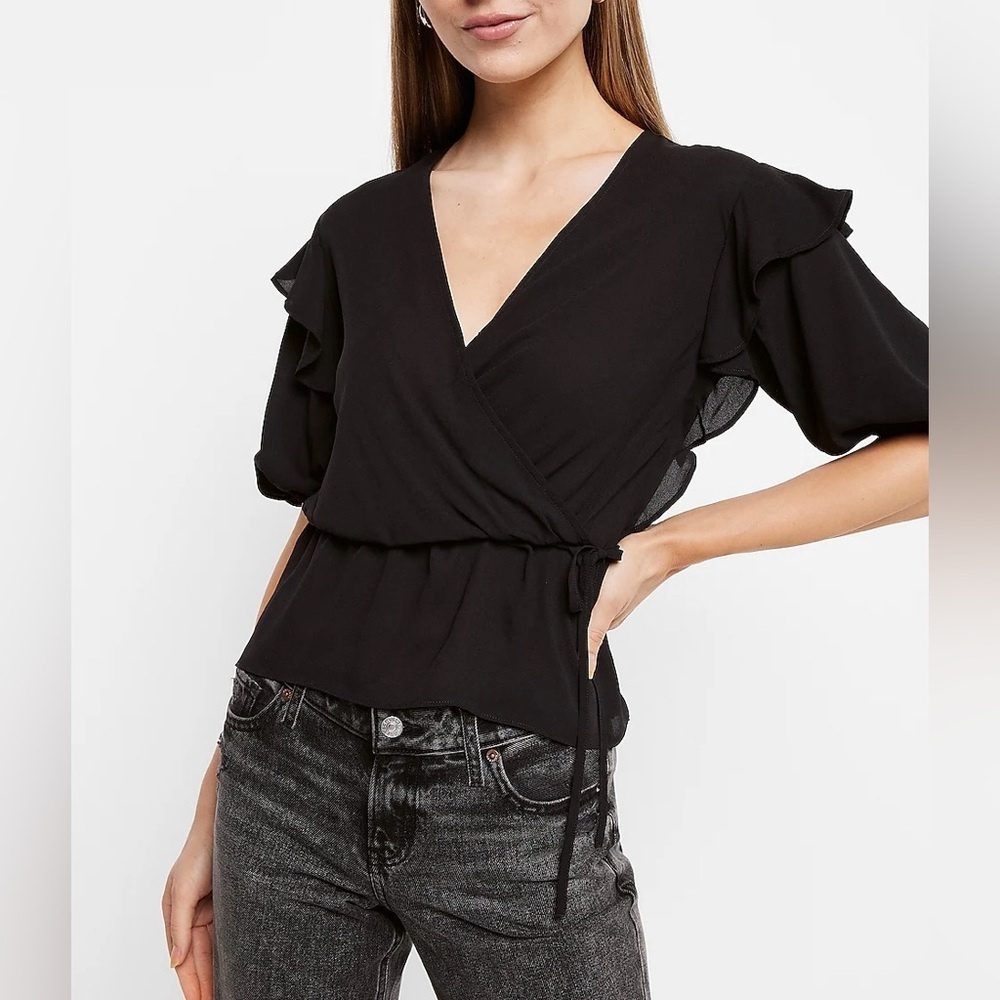 Express Women's Peplum Top Size XS Black Faux Wrap Short Puff Sleeves NWT $54